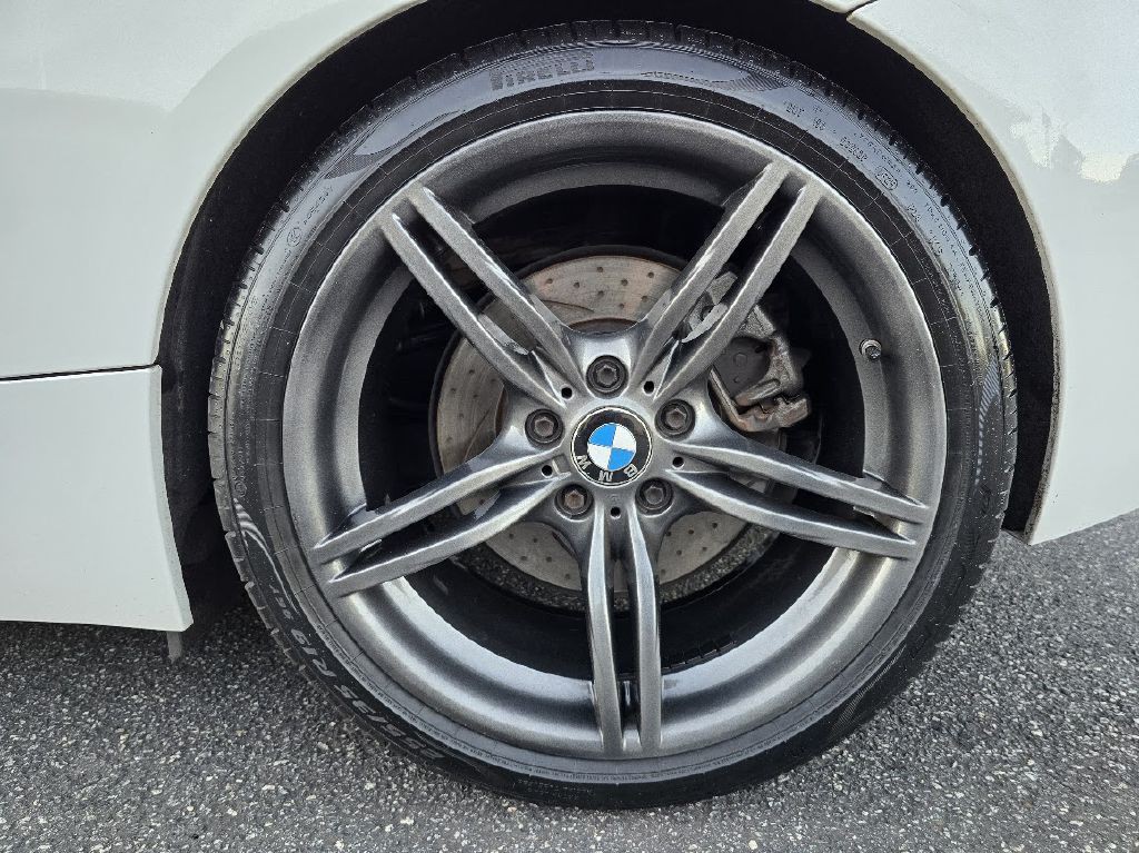 2015 BMW Z4 Image 20