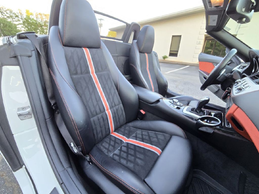 2015 BMW Z4 Image 24