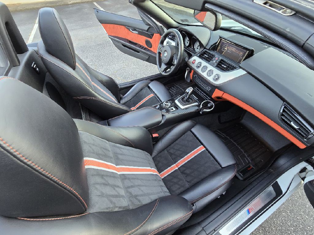2015 BMW Z4 Image 25