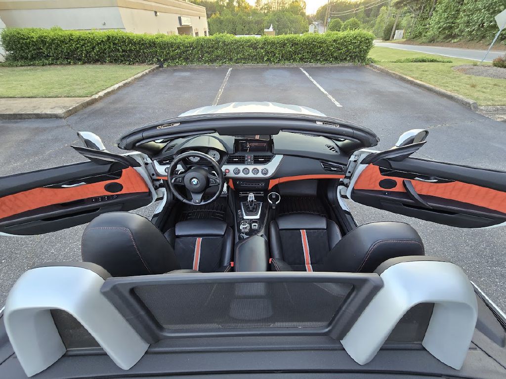2015 BMW Z4 Image 27