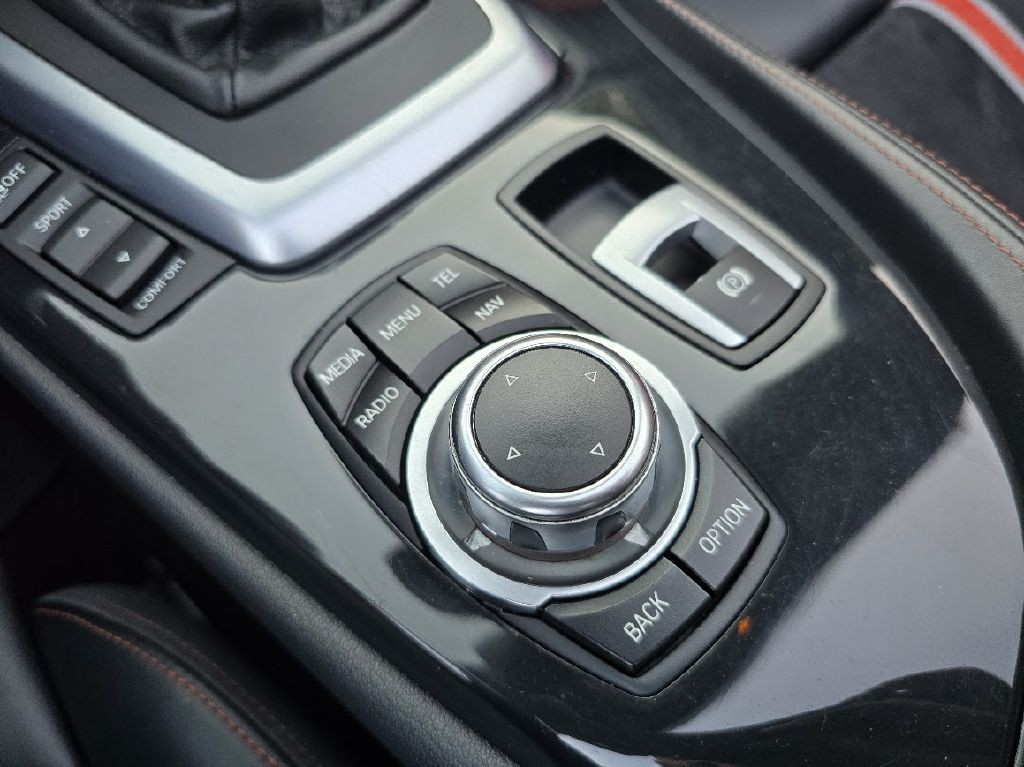 2015 BMW Z4 Image 33