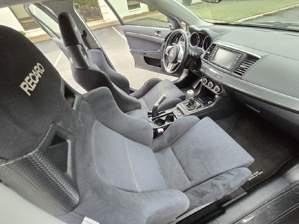 2010 Mitsubishi Lancer Image 24