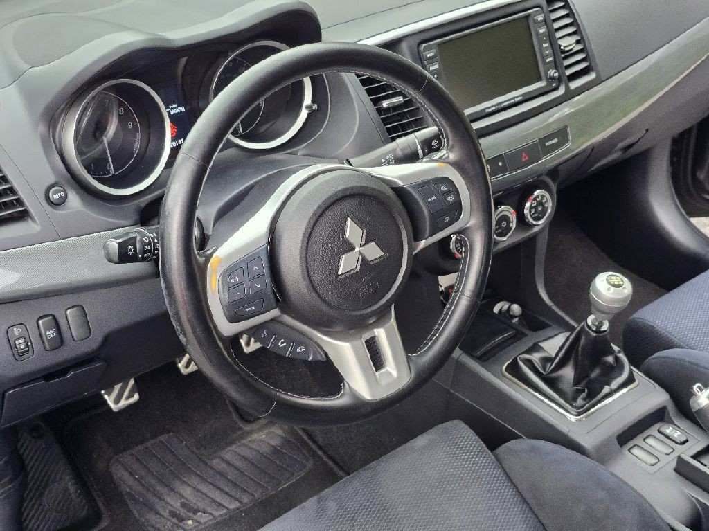 2010 Mitsubishi Lancer Image 28