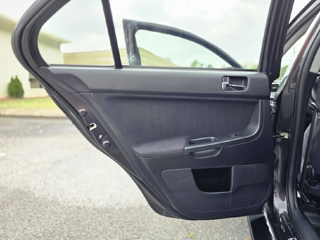 2010 Mitsubishi Lancer Image 33