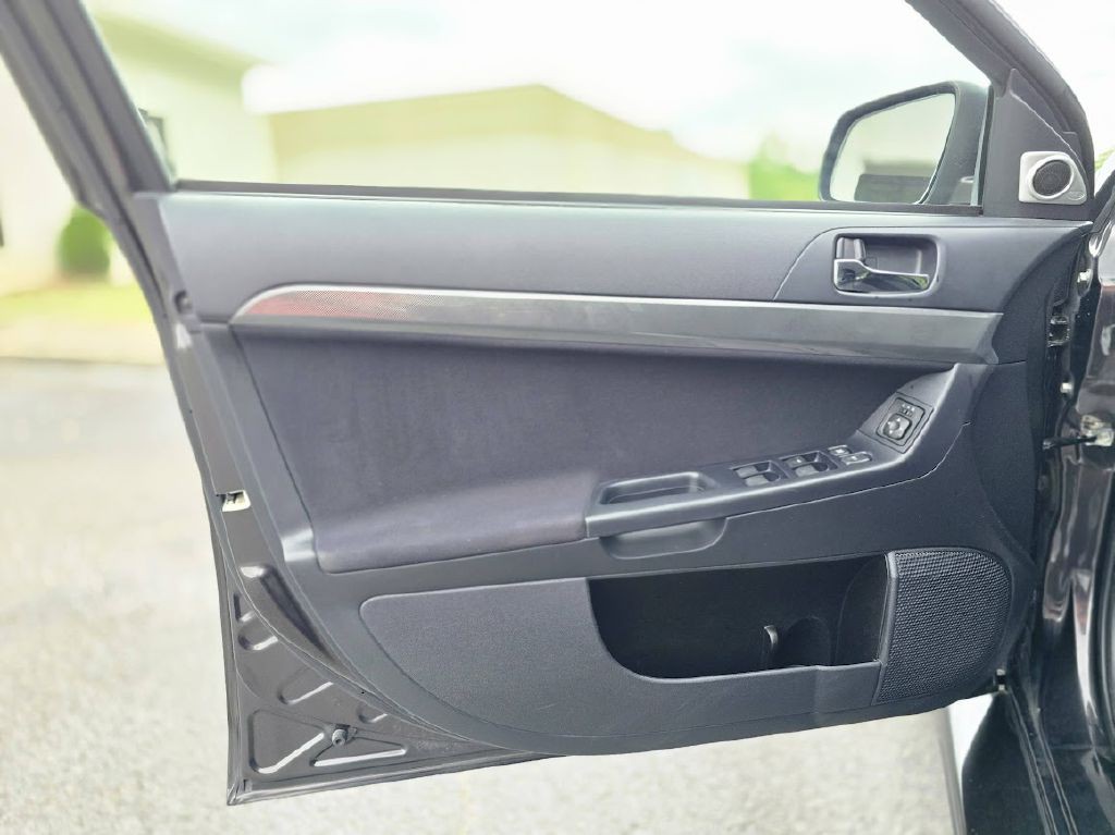 2010 Mitsubishi Lancer Image 34