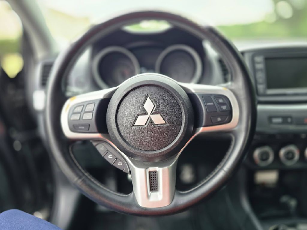 2010 Mitsubishi Lancer Image 36