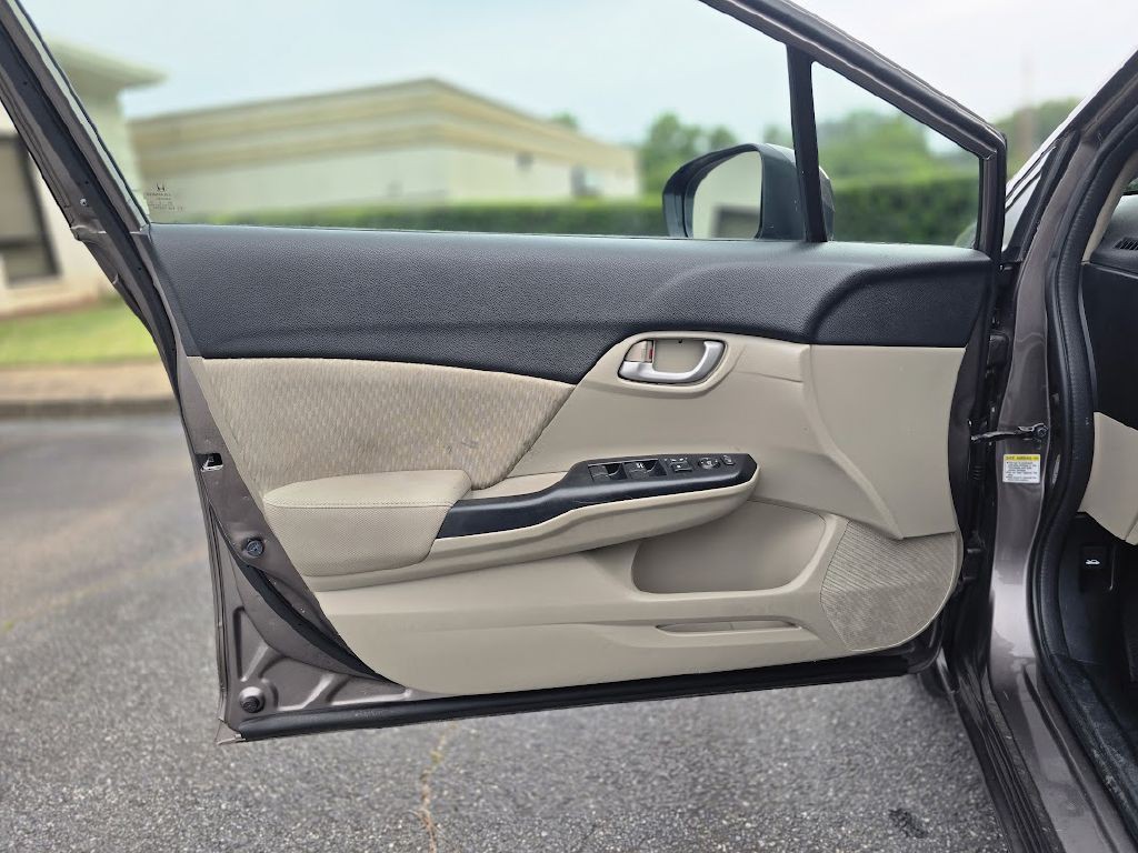 2015 Honda Civic Image 29