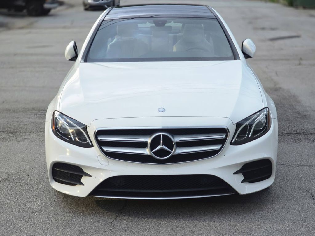 2017 Mercedes-Benz E-Class Image 13