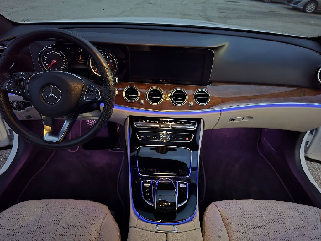 2017 Mercedes-Benz E-Class Image 18