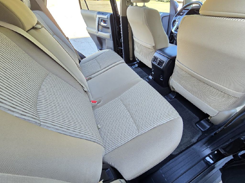 2016 Toyota 4Runner Image 24