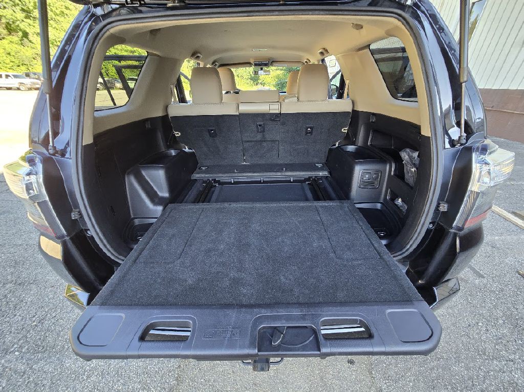 2016 Toyota 4Runner Image 25