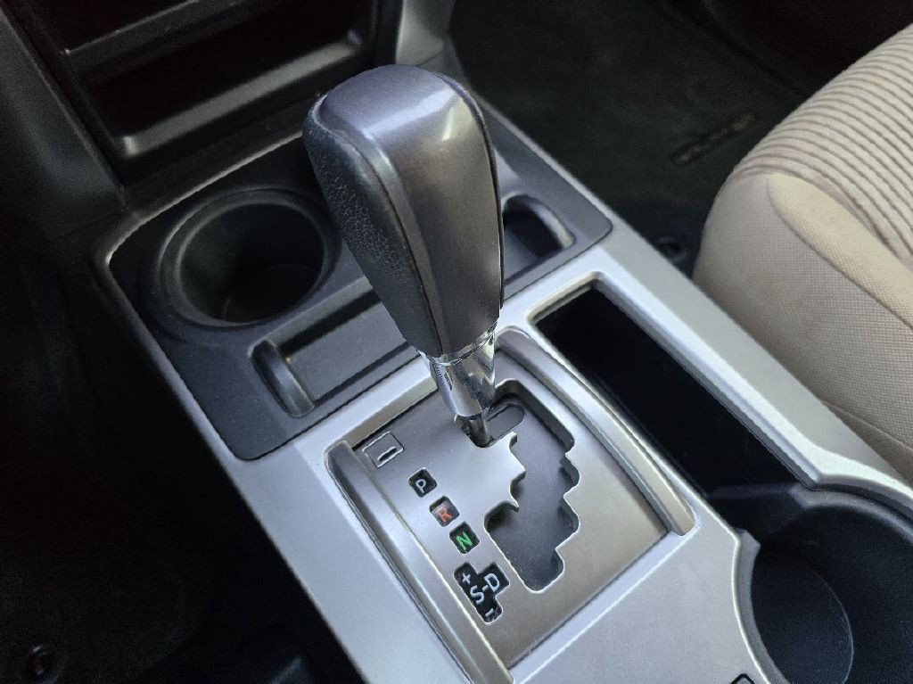 2016 Toyota 4Runner Image 35