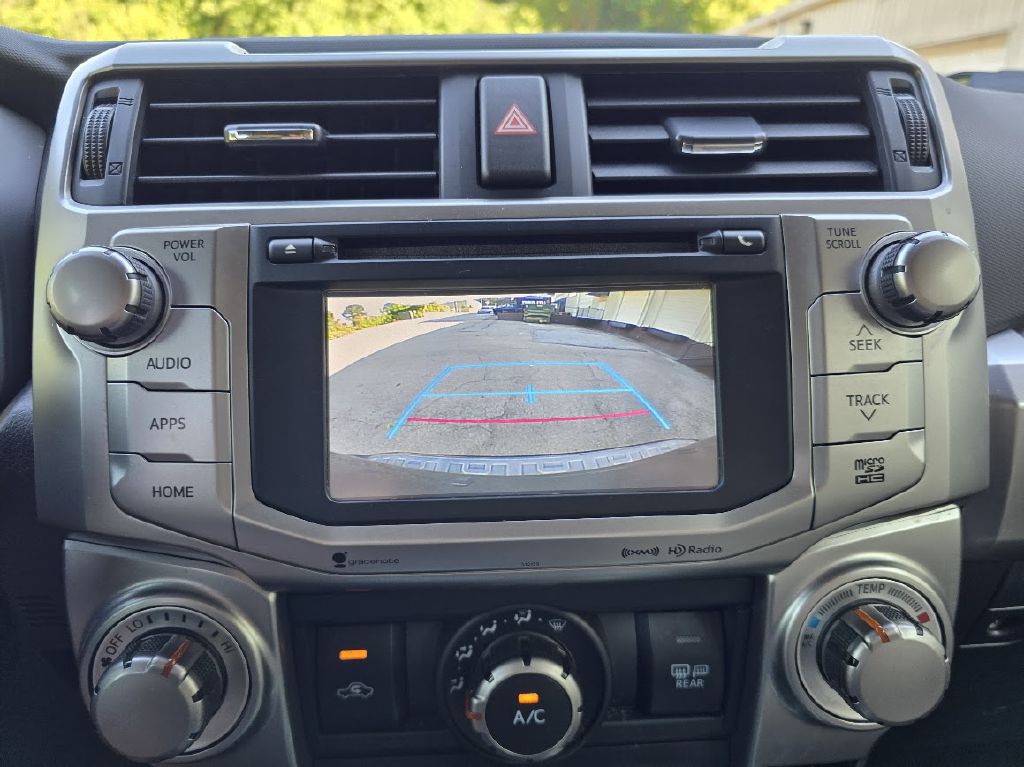 2016 Toyota 4Runner Image 38