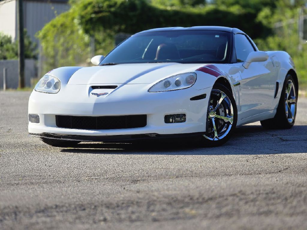 2011 Chevrolet Corvette Image 2