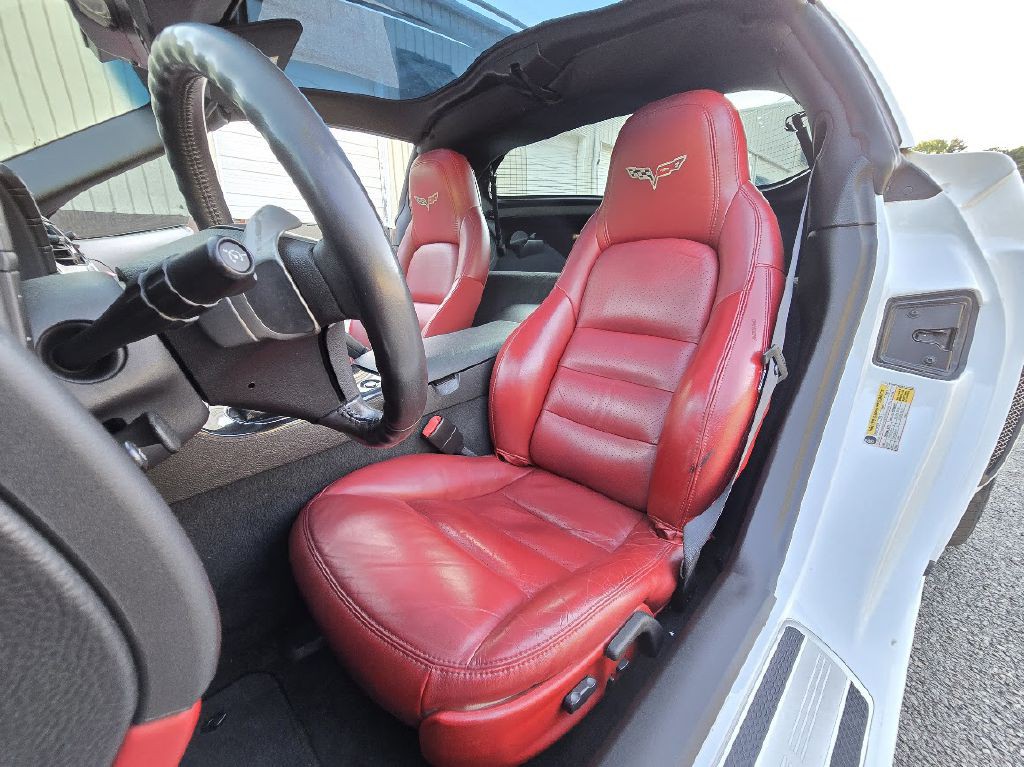 2011 Chevrolet Corvette Image 24