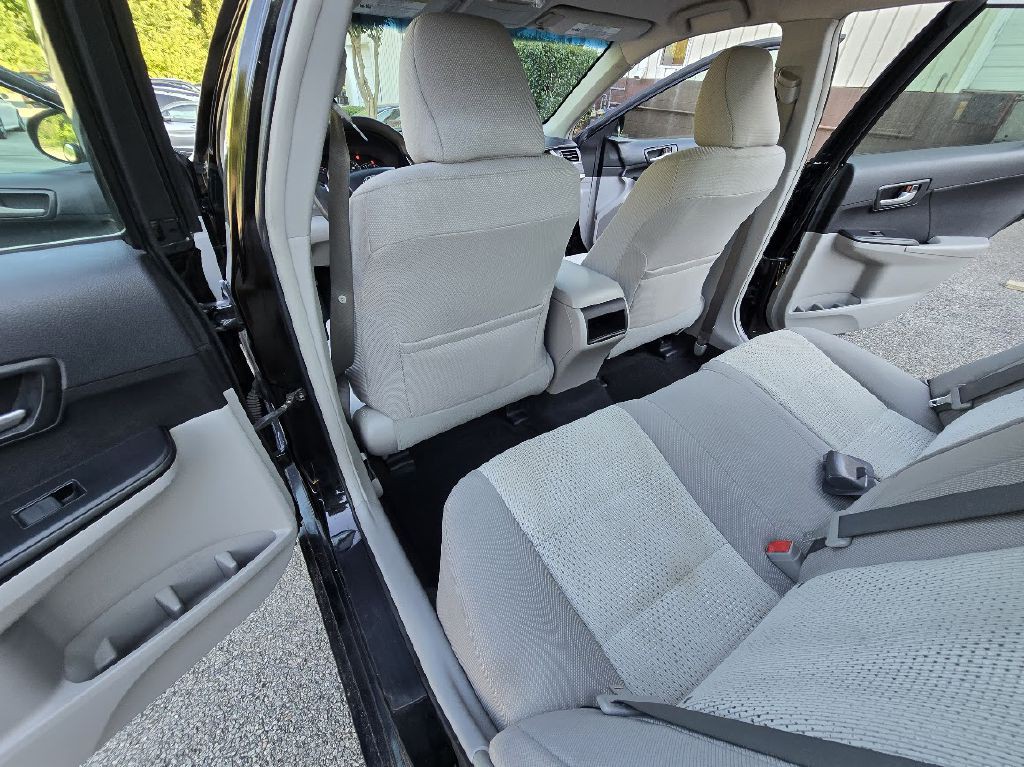 2013 Toyota Camry Image 14
