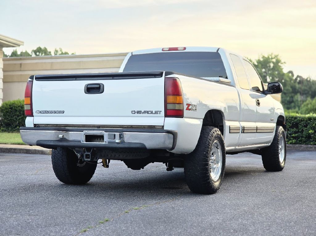 2000 Chevrolet Silverado 1500 Image 8