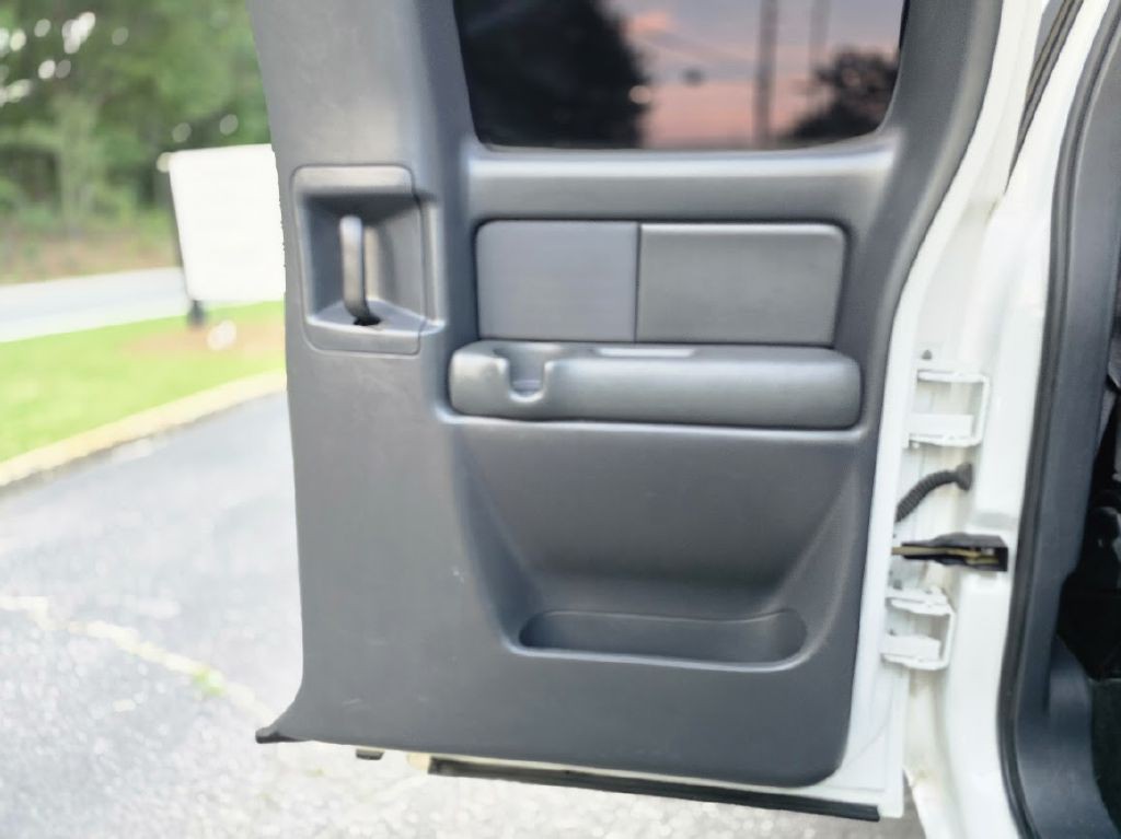 2000 Chevrolet Silverado 1500 Image 27