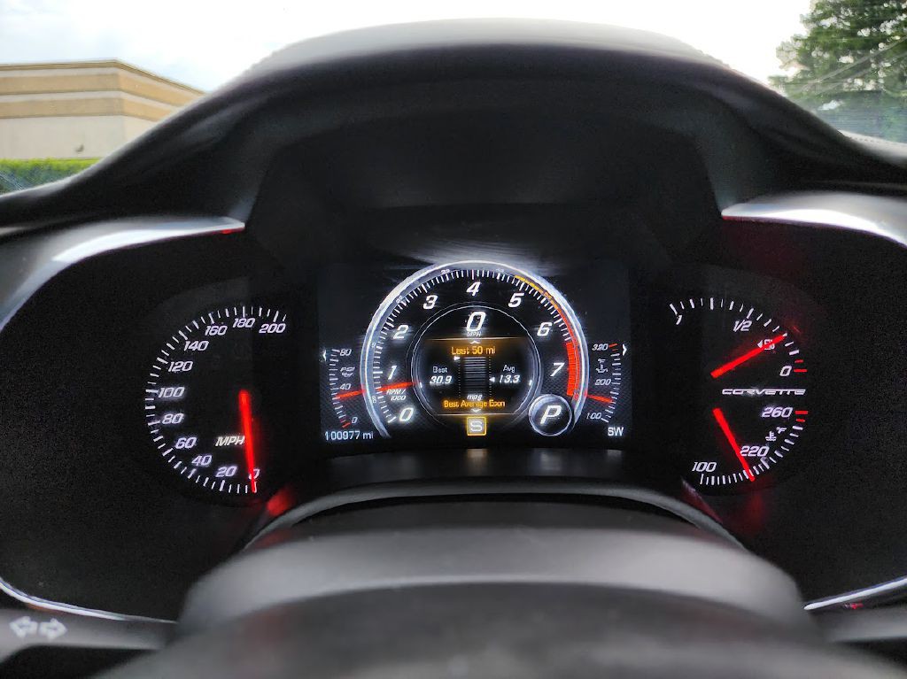 2014 Chevrolet Corvette Image 24