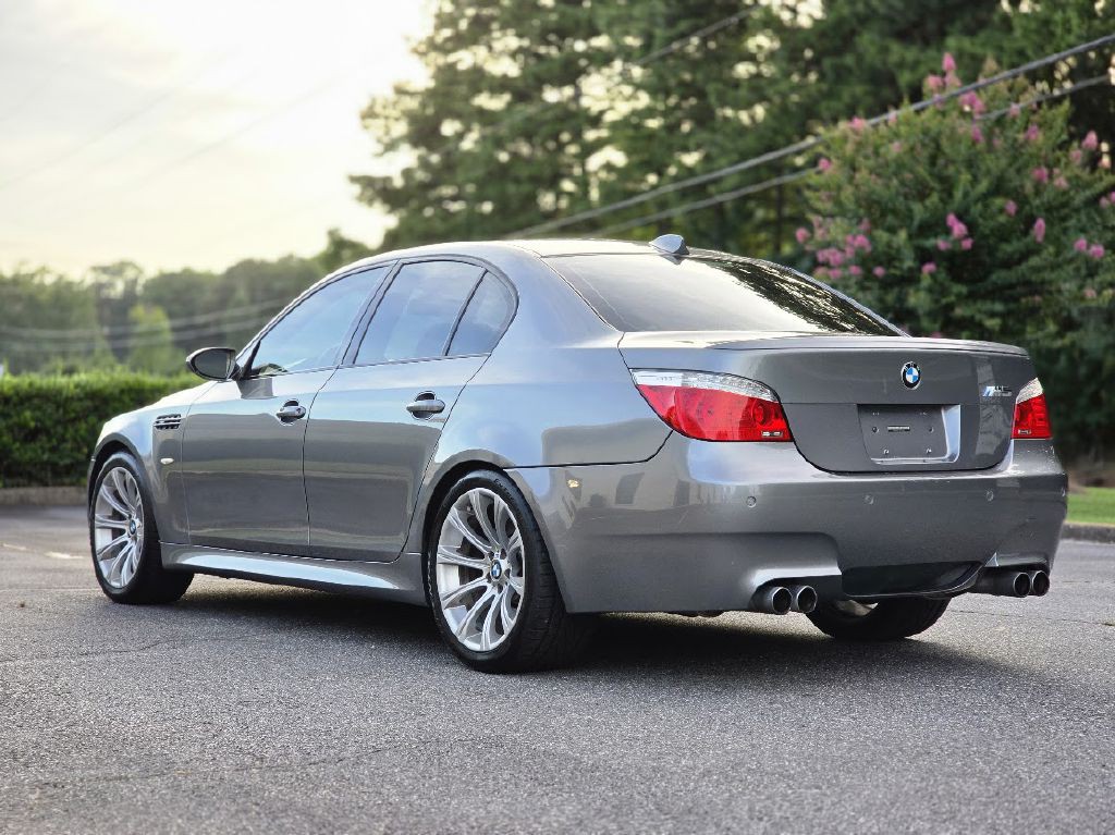 2008 BMW M5 Image 11