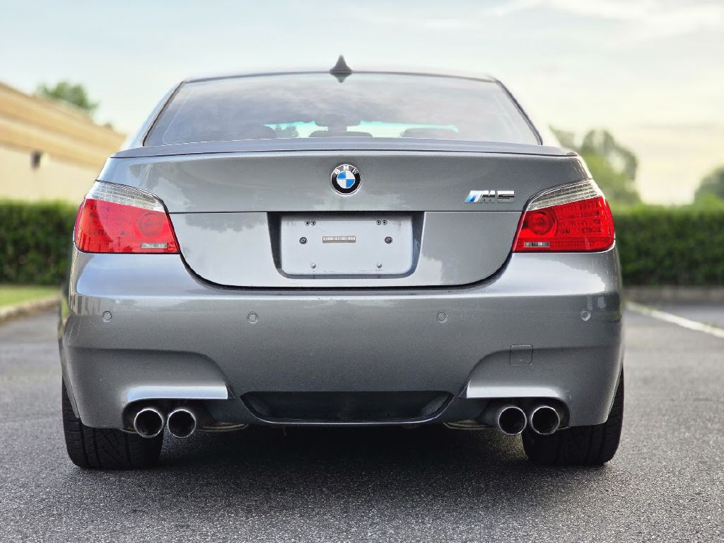 2008 BMW M5 Image 13