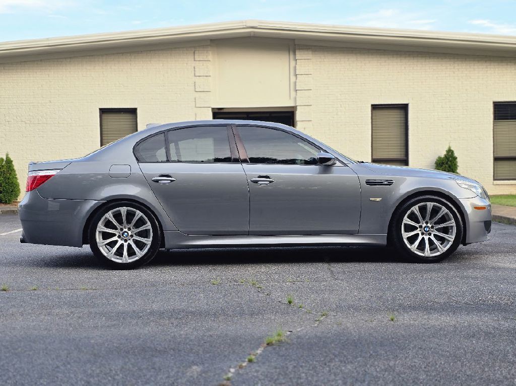 2008 BMW M5 Image 16