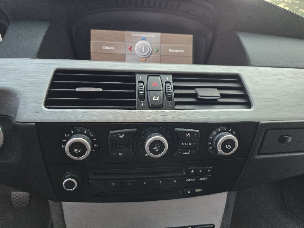 2008 BMW M5 Image 39