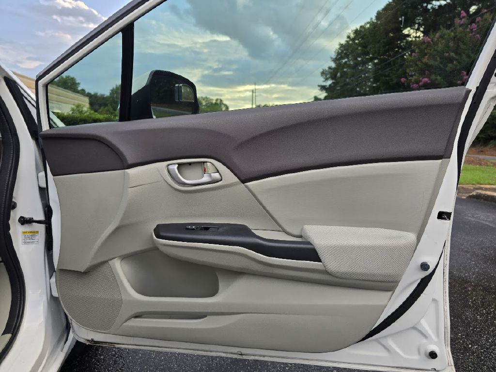 2012 Honda Civic Image 16