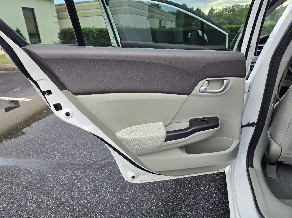 2012 Honda Civic Image 18