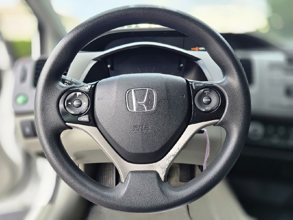 2012 Honda Civic Image 25