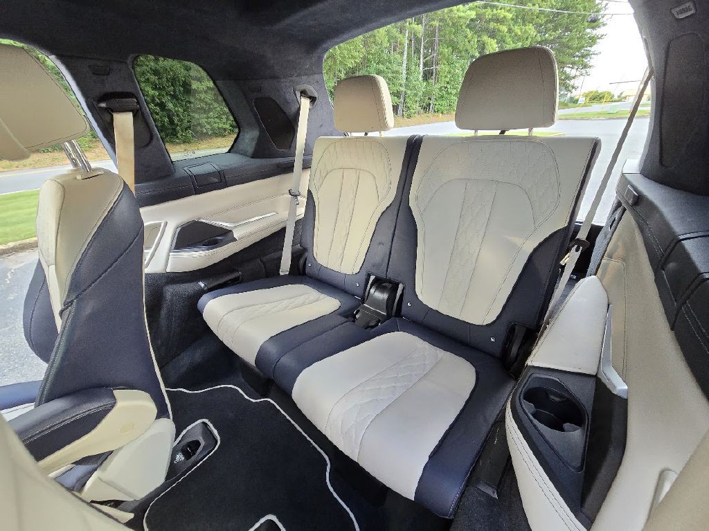 2019 BMW X7 Image 20