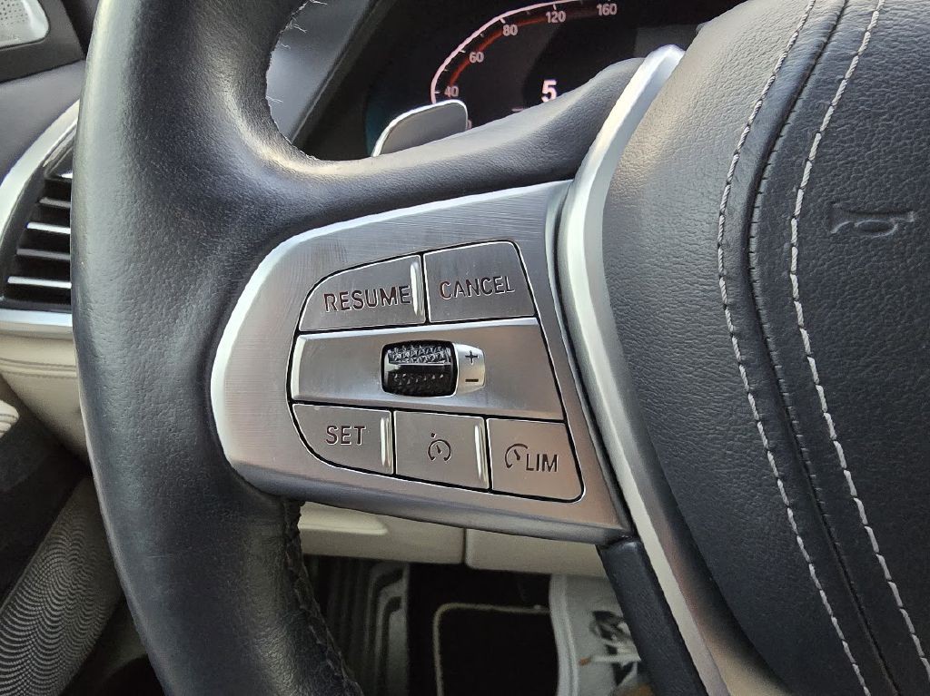 2019 BMW X7 Image 44
