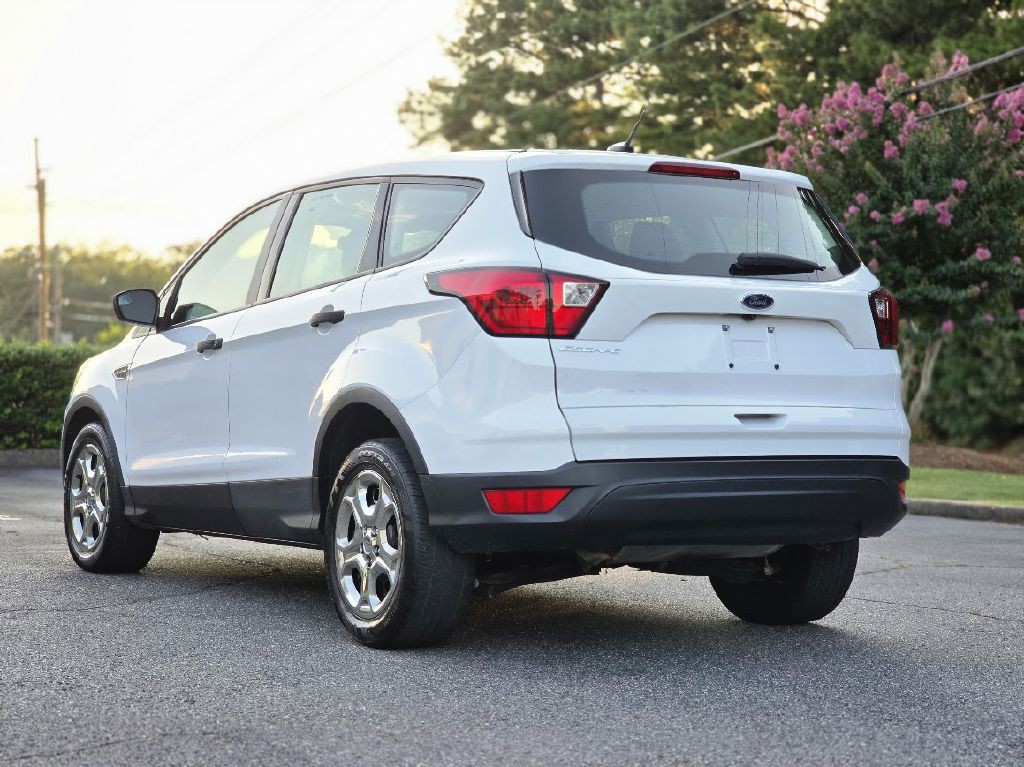 2019 Ford Escape Image 3