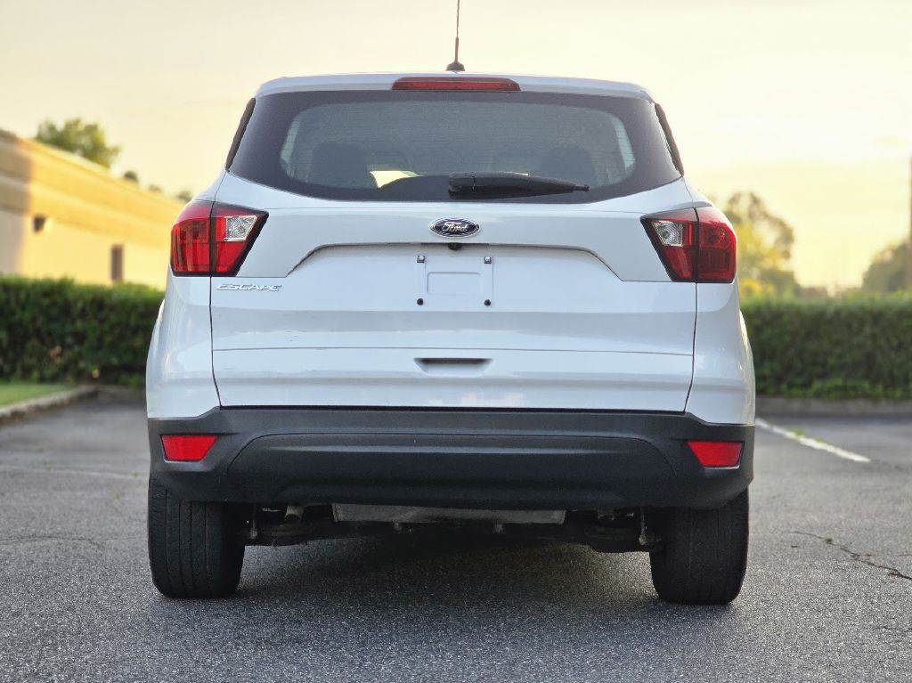 2019 Ford Escape Image 4