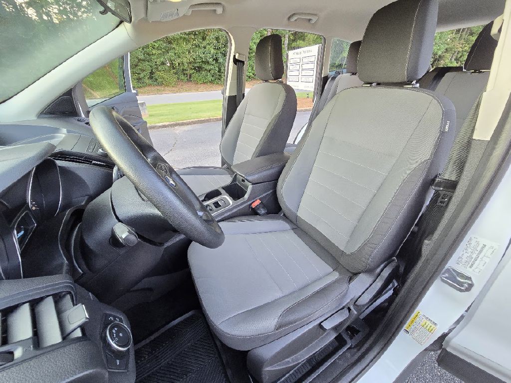 2019 Ford Escape Image 17