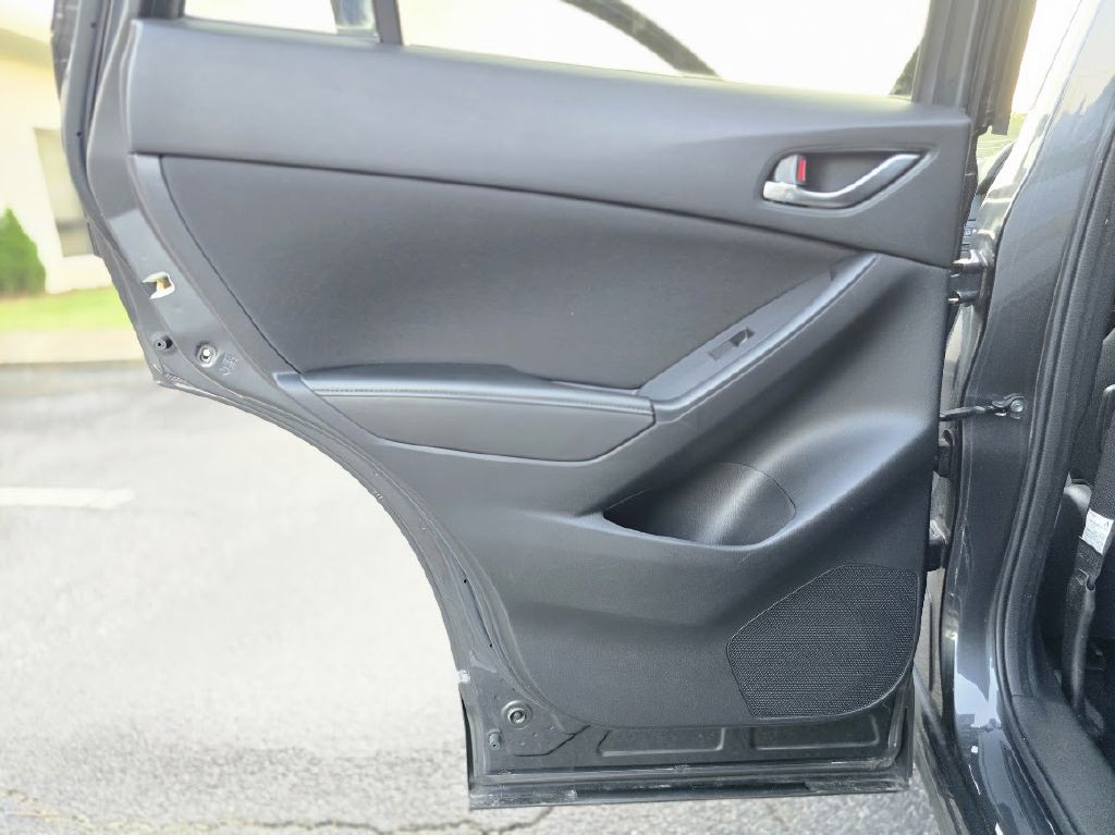 2015 Mazda CX-5 Image 32