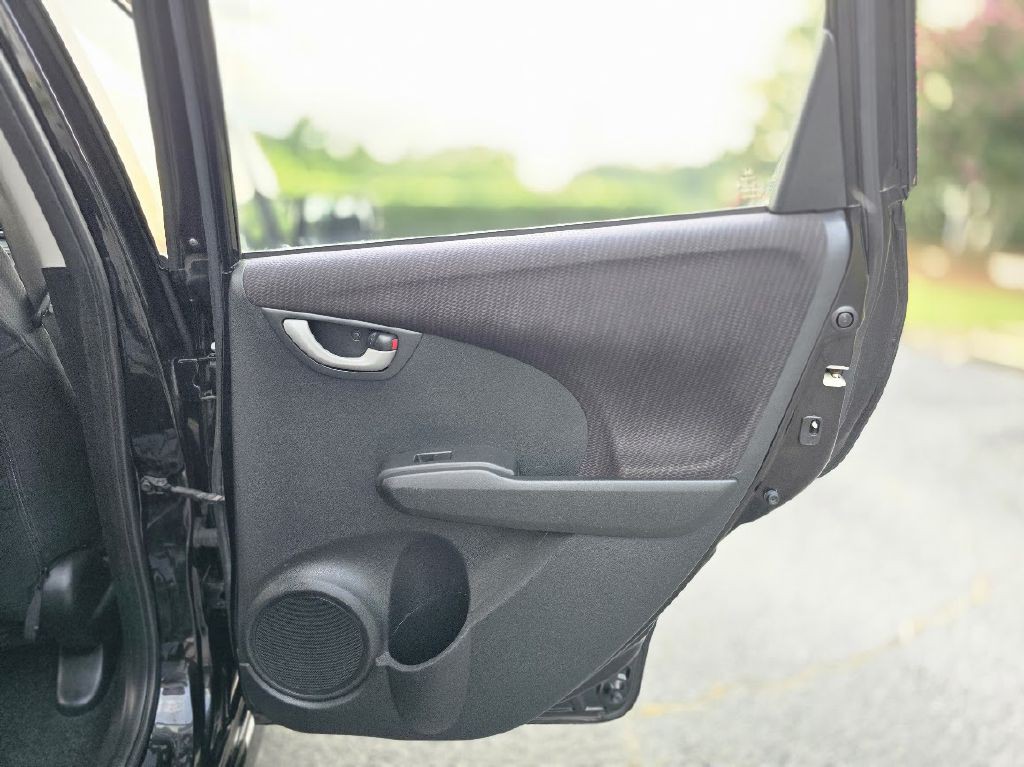 2013 Honda Fit Image 23