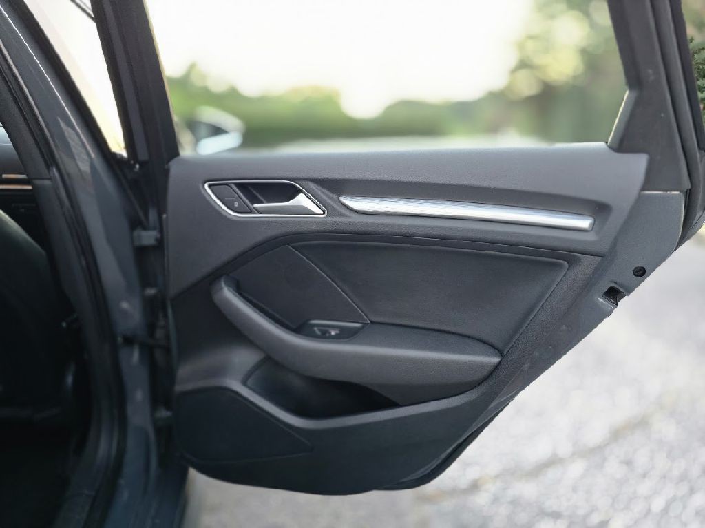 2017 Audi A3 Image 23