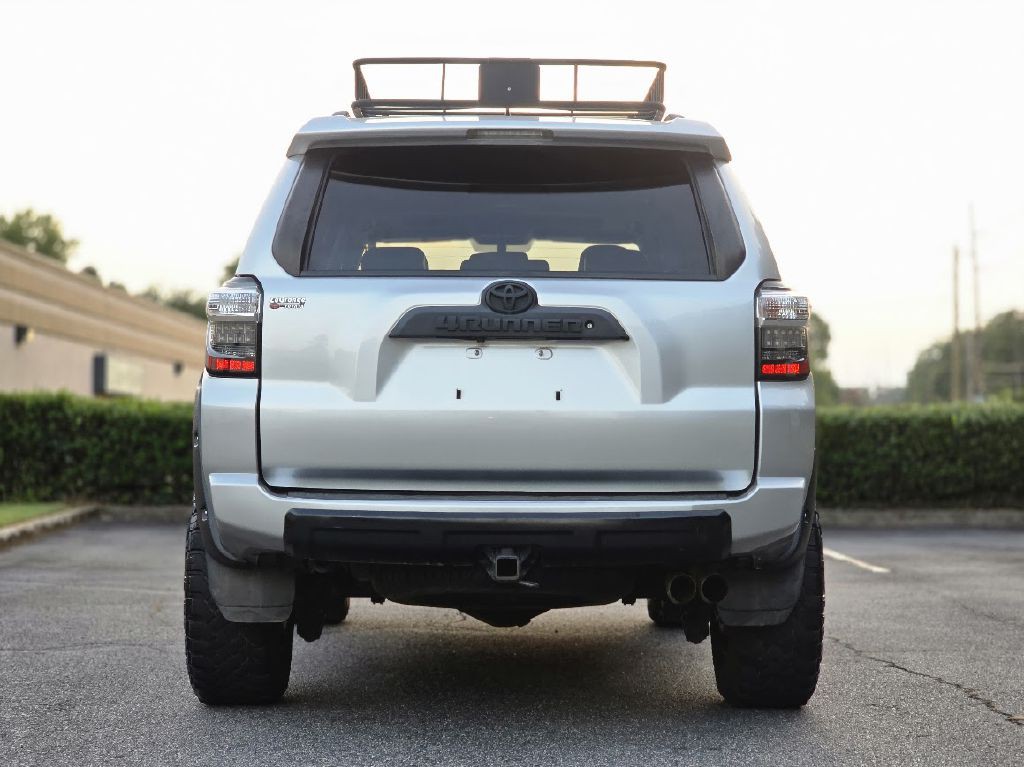 2018 Toyota 4Runner Image 6