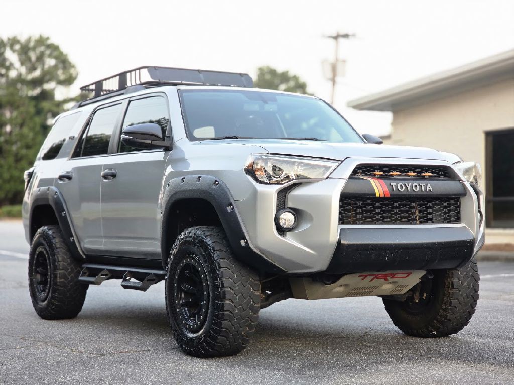 2018 Toyota 4Runner Image 9