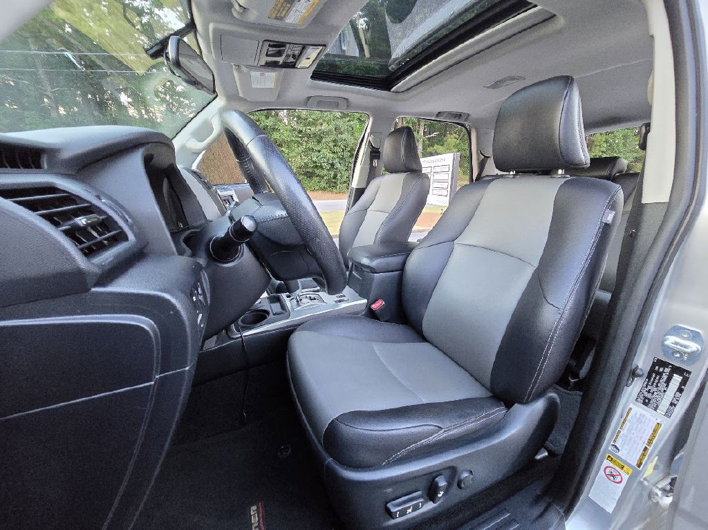 2018 Toyota 4Runner Image 16