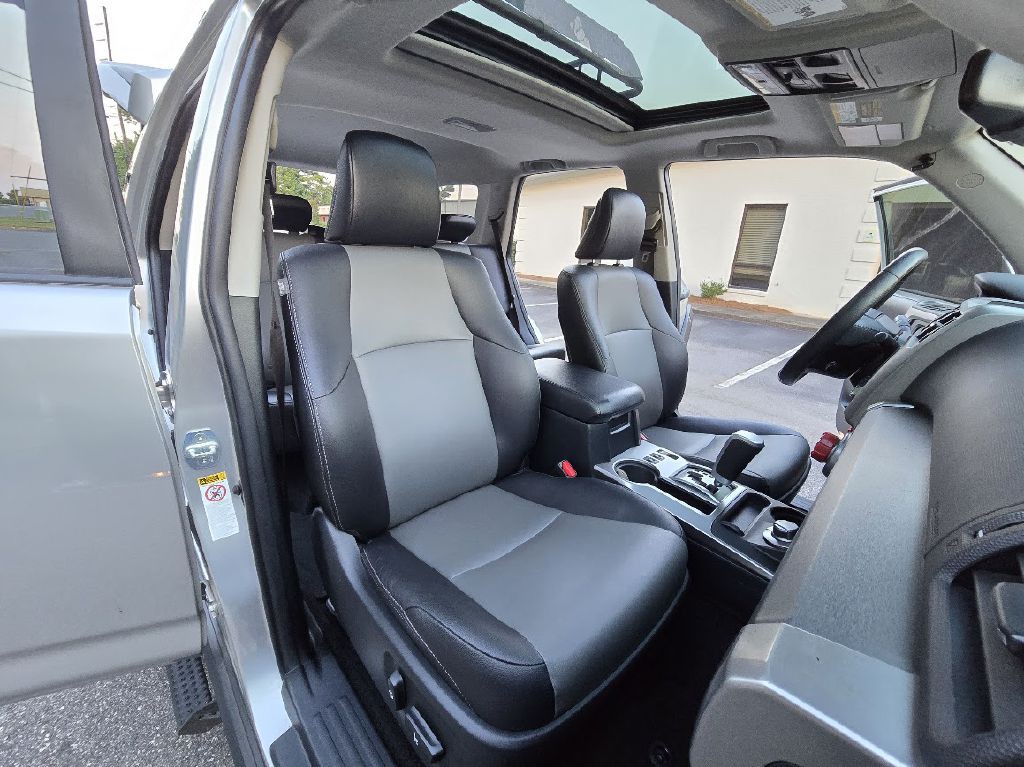 2018 Toyota 4Runner Image 22