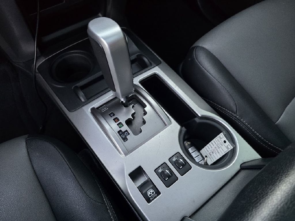 2018 Toyota 4Runner Image 26