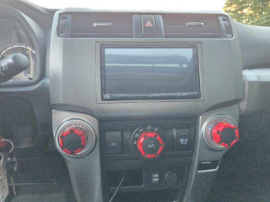 2018 Toyota 4Runner Image 27
