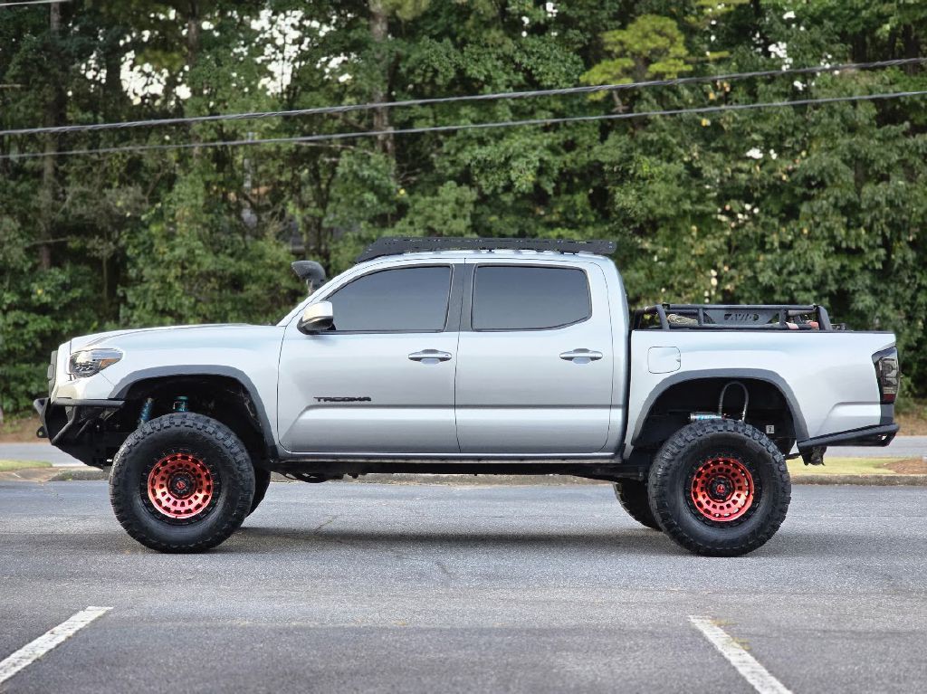 2018 Toyota Tacoma Image 4