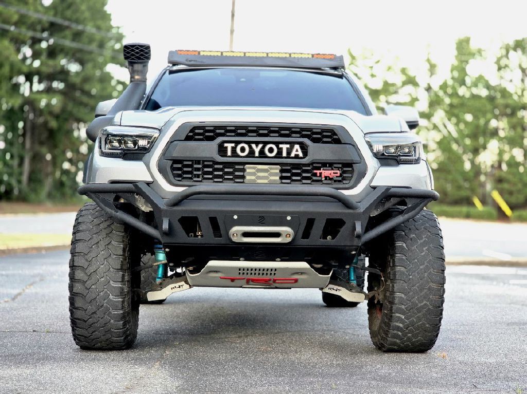 2018 Toyota Tacoma Image 13