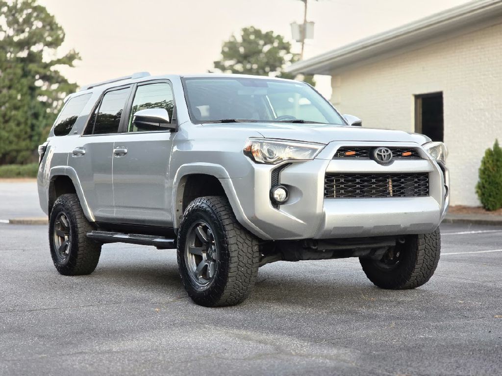2016 Toyota 4Runner Image 9