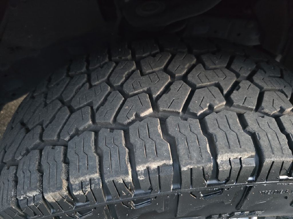 2016 Toyota 4Runner Image 19