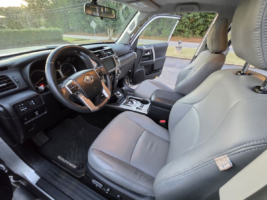 2016 Toyota 4Runner Image 20