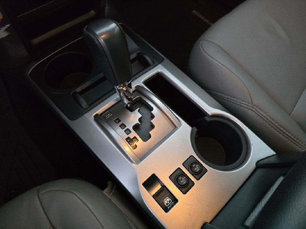 2016 Toyota 4Runner Image 34